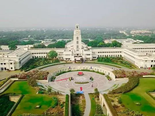 Top 10 Software Engineering Colleges In India Techyv