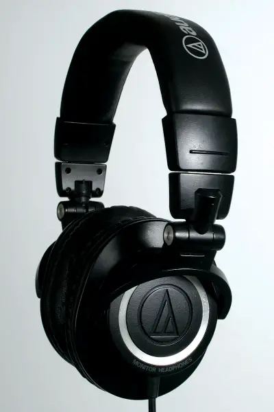Audio-Technica ATH-M50 Closed Back Headphone (159.00 Euro)