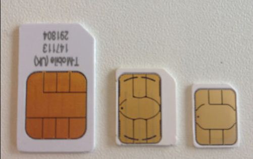 iPhone 5 will use a very small SIM card