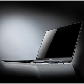 The Lifebook U772 has a lightweight magnesium alloy housing, slimmed down even further with a "frameless" bezel.