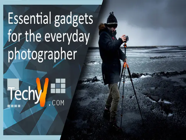Top 10 Gadgets That Every Photographer Must Have