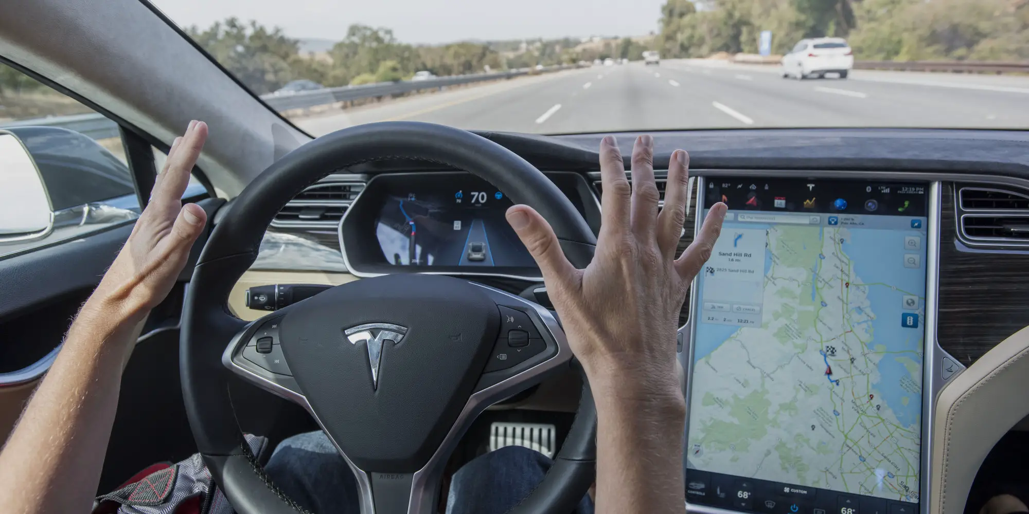 Tesla-autopilot
